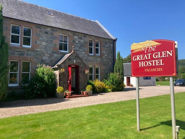 Great Glen Hostel Spean Bridge Exterior photo
